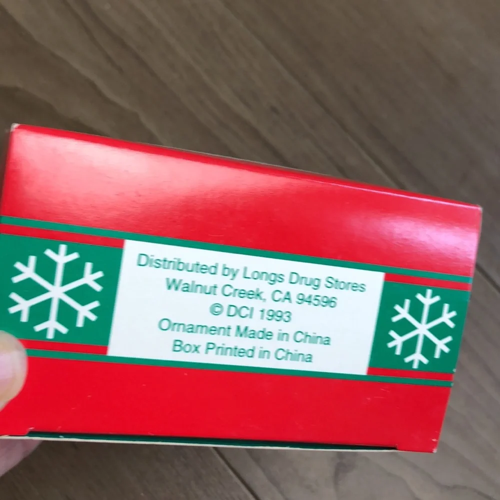 1995 Limited Edition Santa’s List Ornament